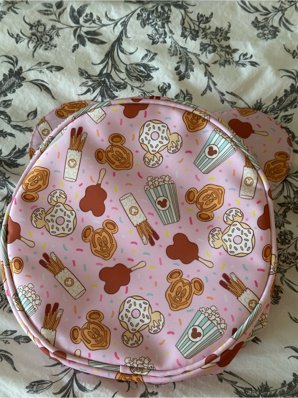 Sew Magic Mickey Mouse Crossbody - Picture 3 of 4
